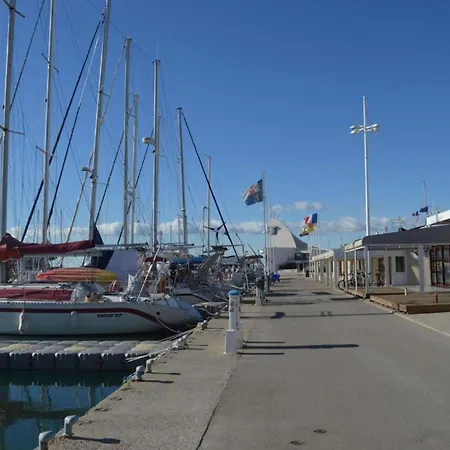 Modern In Camargue * Le Grau-du-Roi