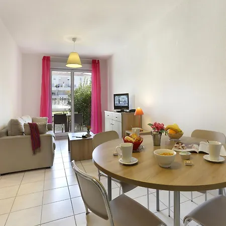 Modern Grau-du-roi And Port-camargue Apartment