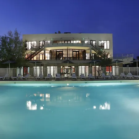 Modern In Camargue Apartament *